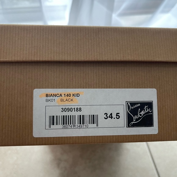 Christian Louboutin Leather Pumps - Picture 4 of 15